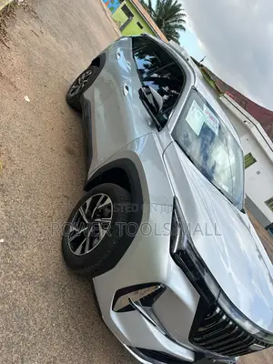 Geely Boyue 2025 Silver