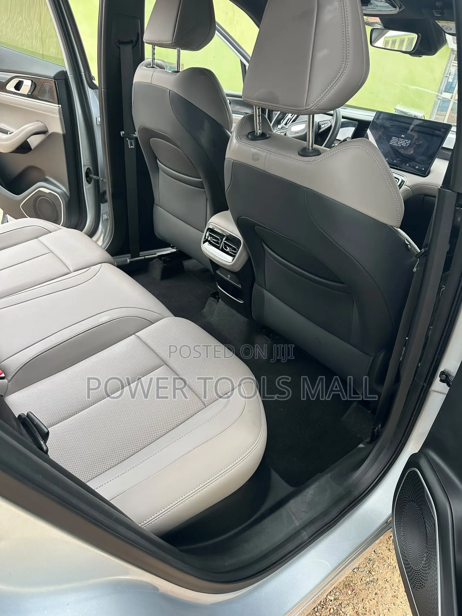 Geely Boyue 2025 Silver