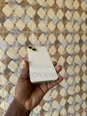 Apple iPhone 15 Plus 128 GB Yellow