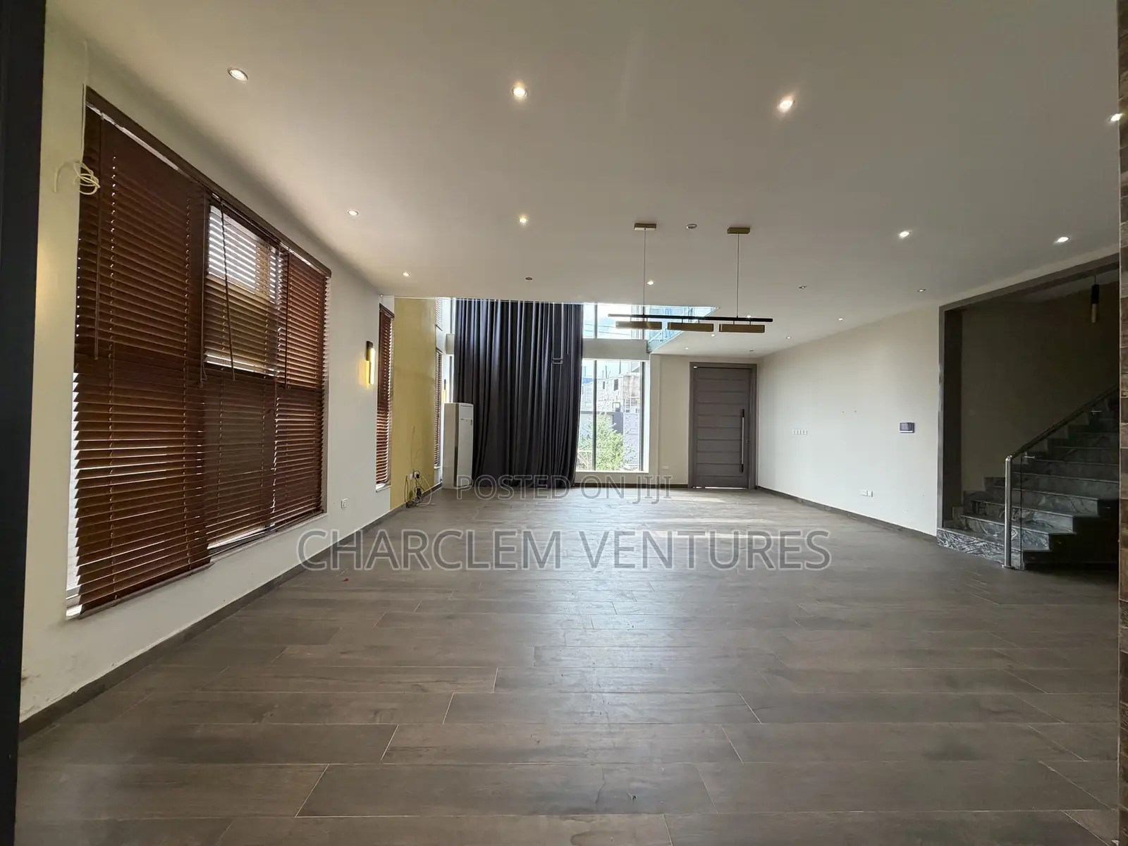 5bdrm House in Charclem Ventures, Accra Metropolitan for sale