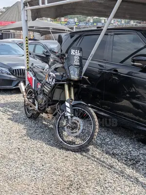 Yamaha 2018 Black