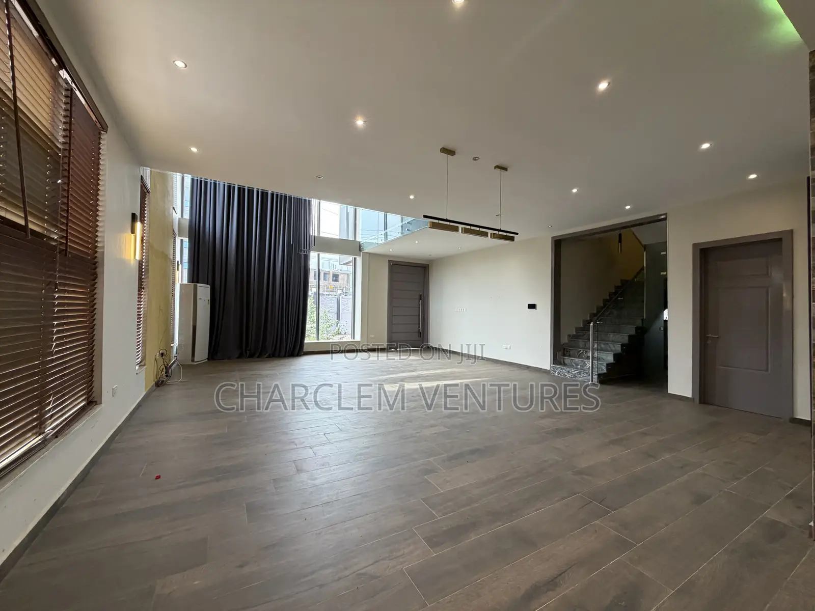 5bdrm House in Charclem Ventures, Accra Metropolitan for sale