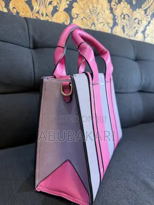 Women’s Hand Bag