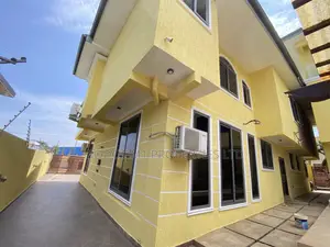 7bdrm Mansion in Mile 7 for sale