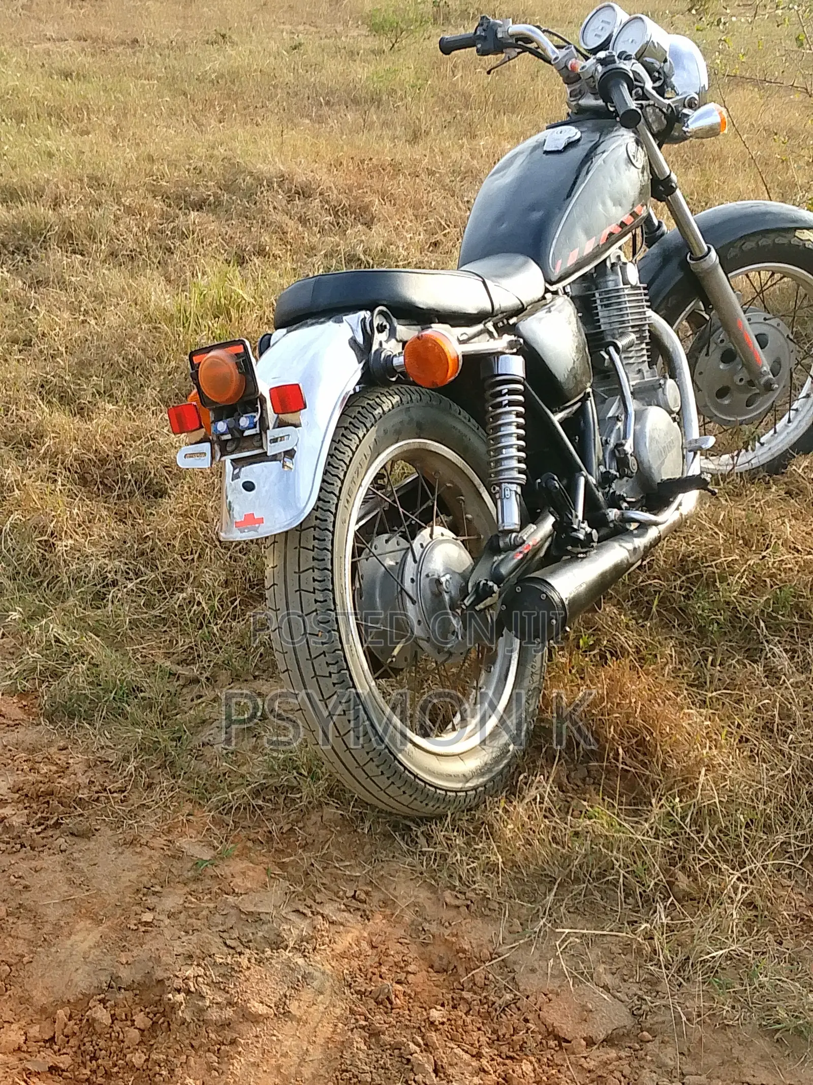 Yamaha Scrambler 2000 Black