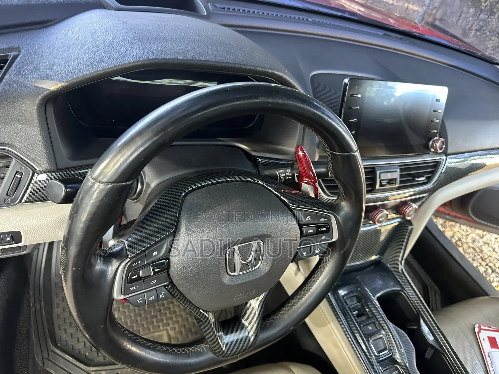 Honda Accord Touring 2.0T 2018 Red