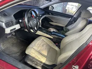 Honda Accord Touring 2.0T 2018 Red