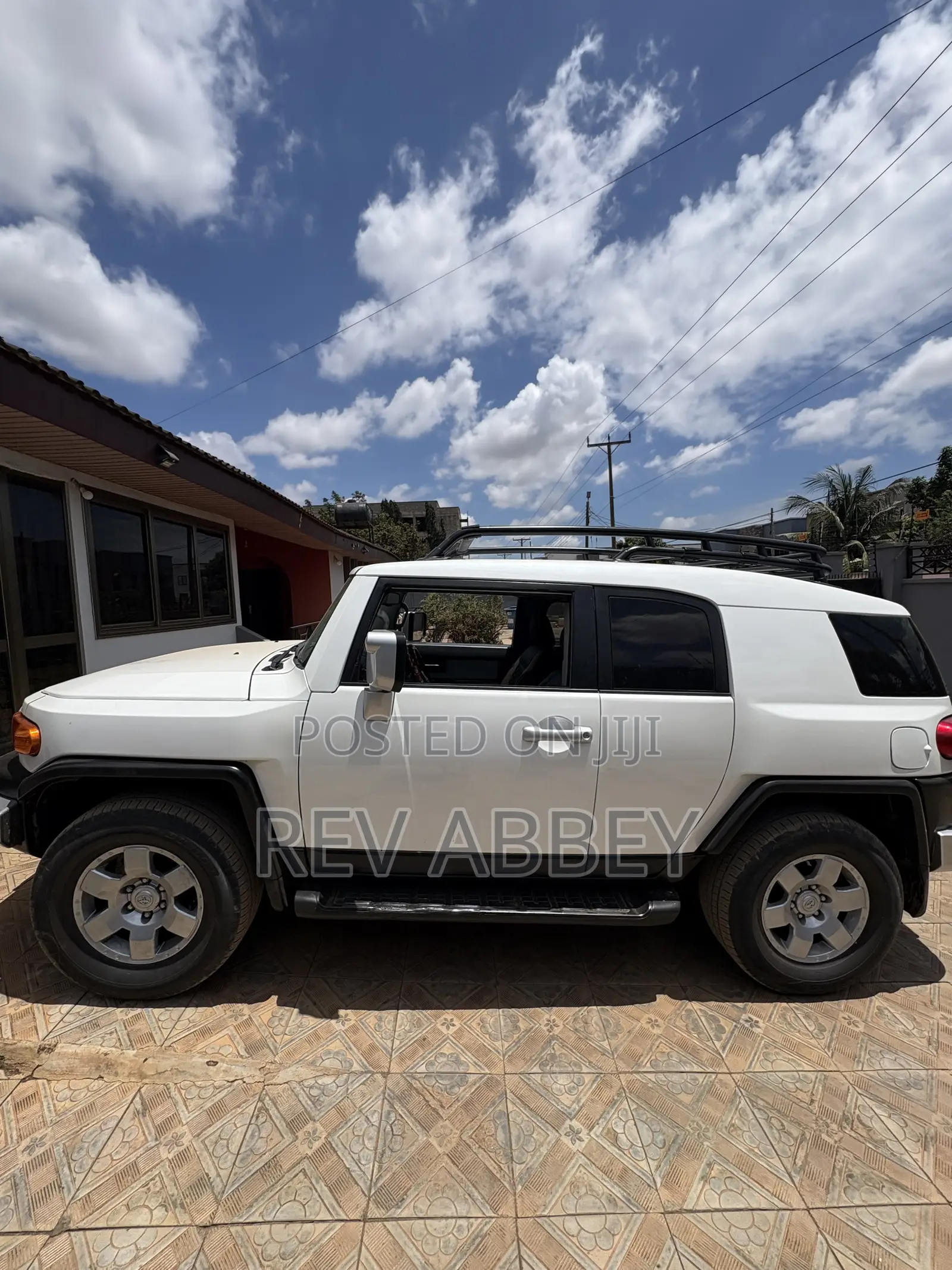 Toyota FJ Cruiser 4dr SUV 4WD (4.0L 6cyl 5A) 2014 White