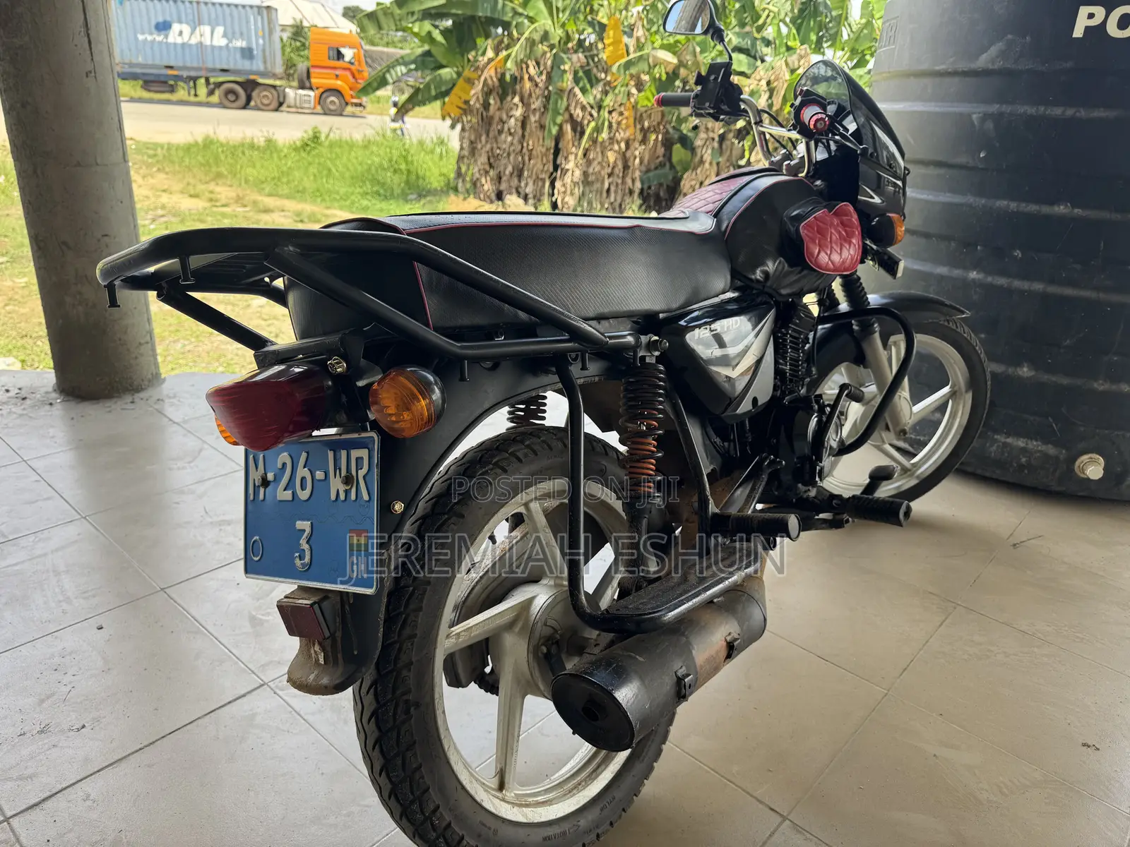 Bajaj Boxer 125 2025 Black