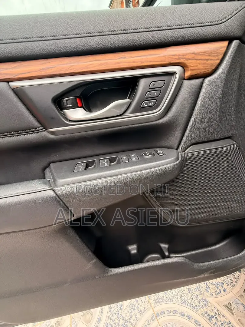 Honda CR-V 2019 Gray