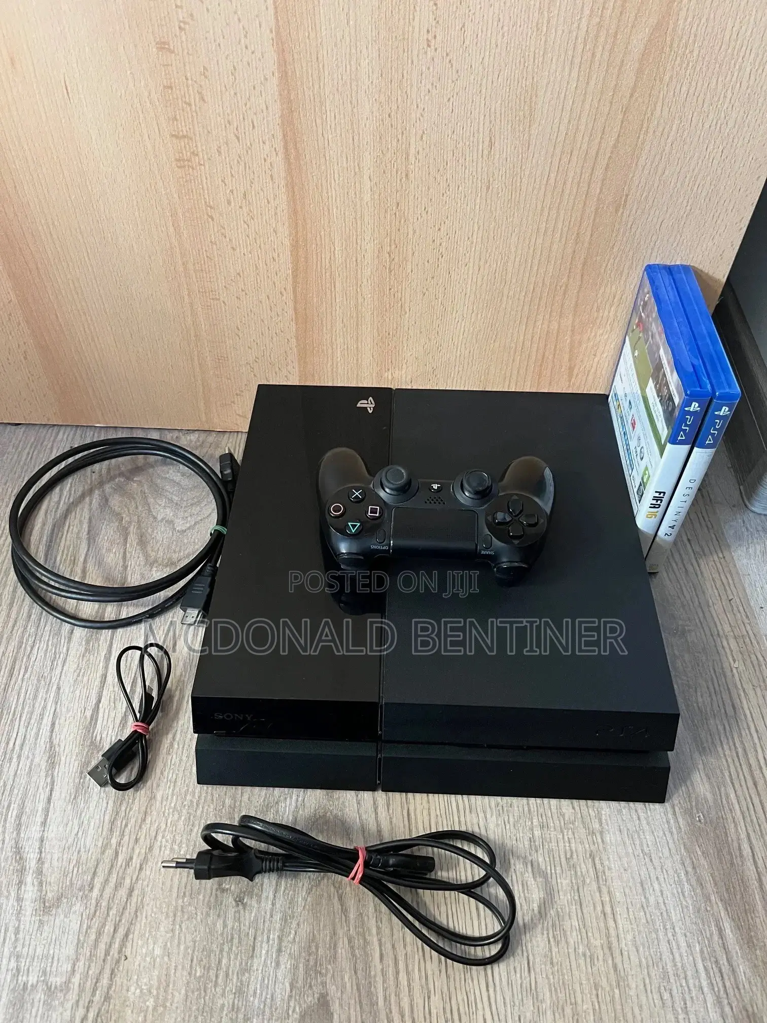 Ps4 Standard With 4 Online/Games