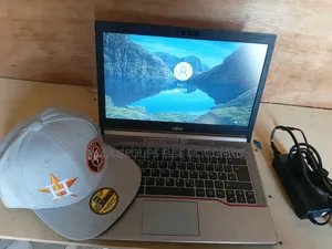 Laptop Fujitsu Lifebook A1130 8GB Intel Core i7 SSD 128GB