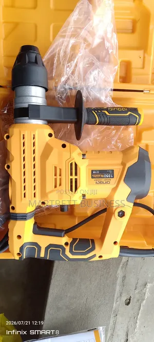 900w Concrete Drilling Machine With Accessories