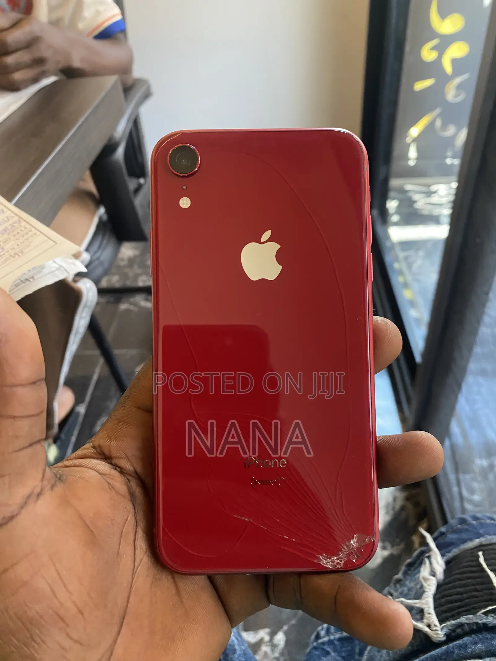 Apple iPhone XR 64 GB Red