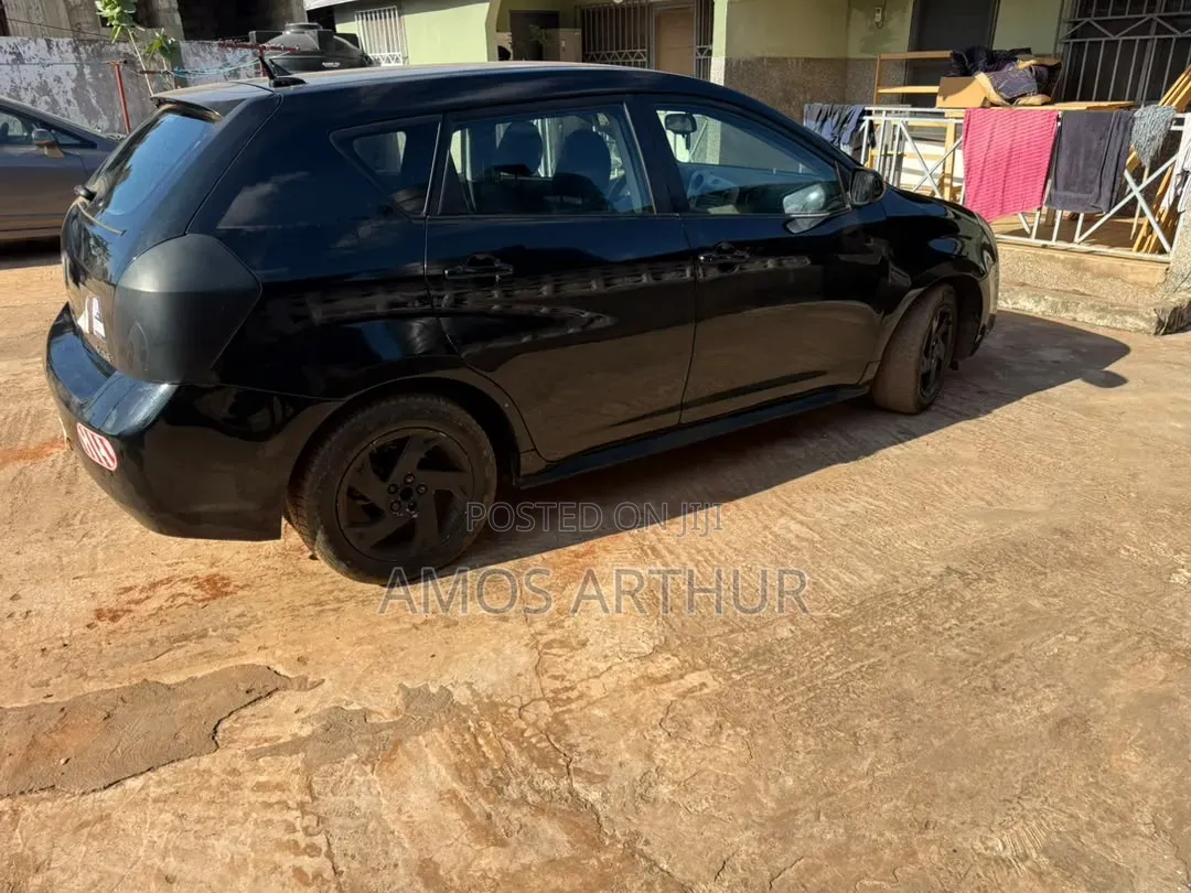Pontiac Vibe 1.8L 2010 Black