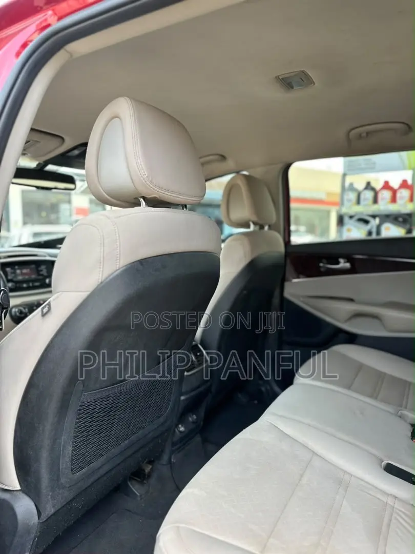 Kia Sorento 4dr SUV 2016 Red