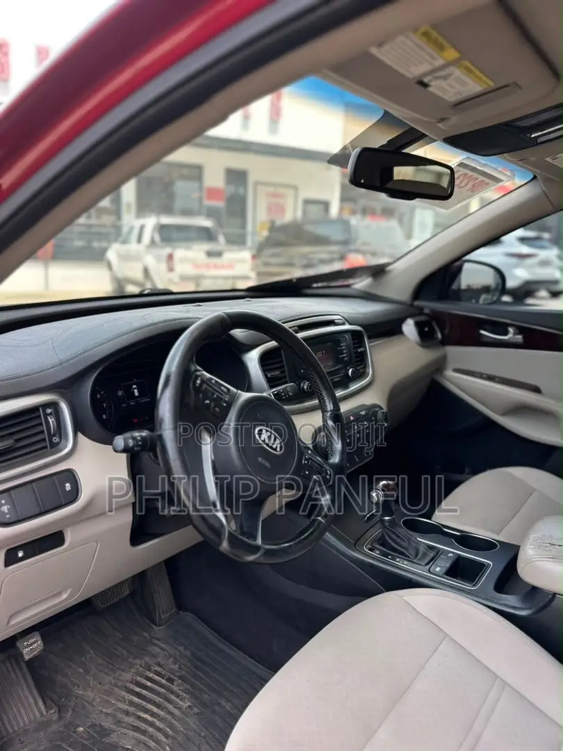 Kia Sorento 4dr SUV 2016 Red