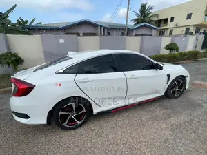 Honda Civic EX 4dr Hatchback (1.5L 4cyl) 2017 White