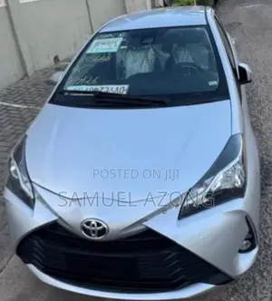 Toyota Yaris LE Hatchback 5dr 2018 Silver
