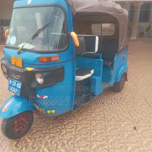 Bajaj RE 2025 Blue