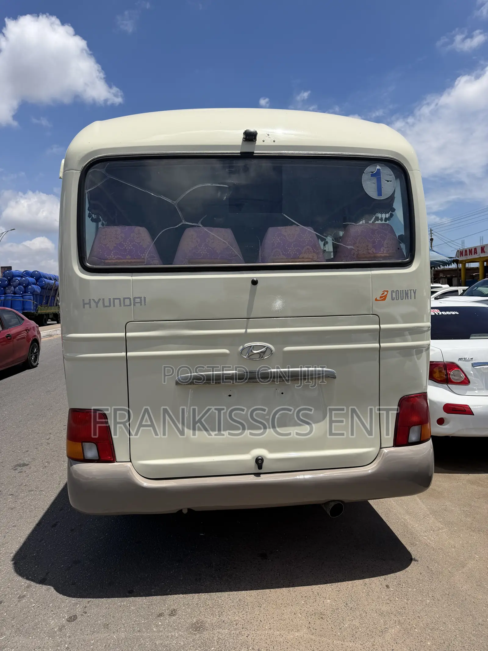 Hyundai County 2015 Beige