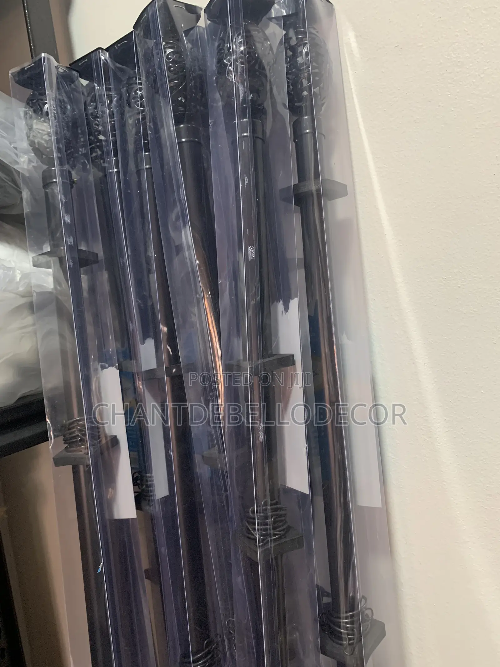 Quality Single & Double Extendable Curtain Rod.Kindly Read Description