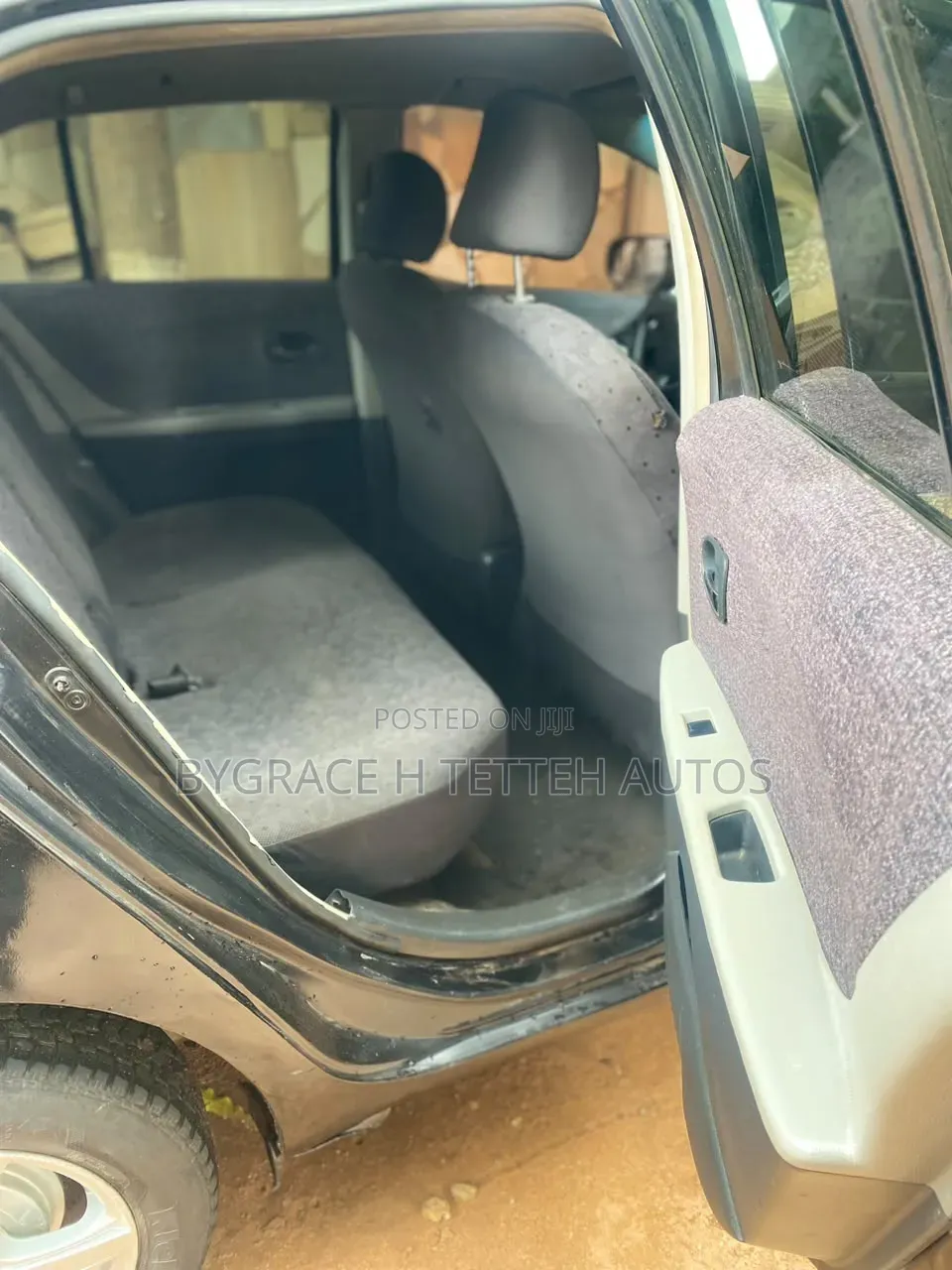 Toyota Vitz 2010 Black