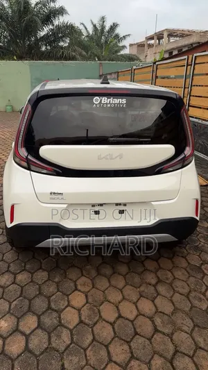 Kia Soul S 2024 White