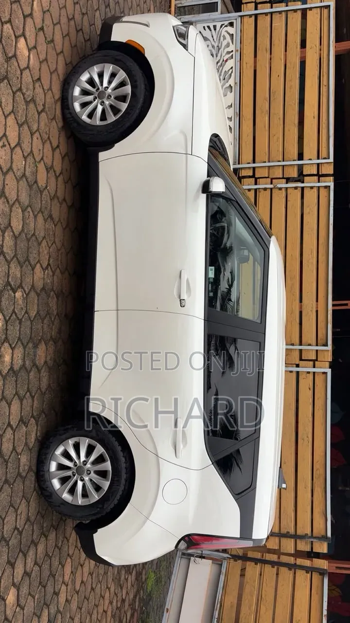 Kia Soul S 2024 White
