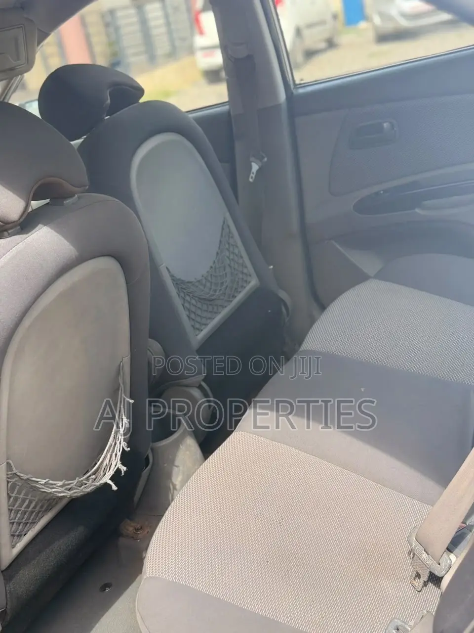 Kia Rio Base 4dr Sedan (1.6L 4cyl 5M) 2010 Silver