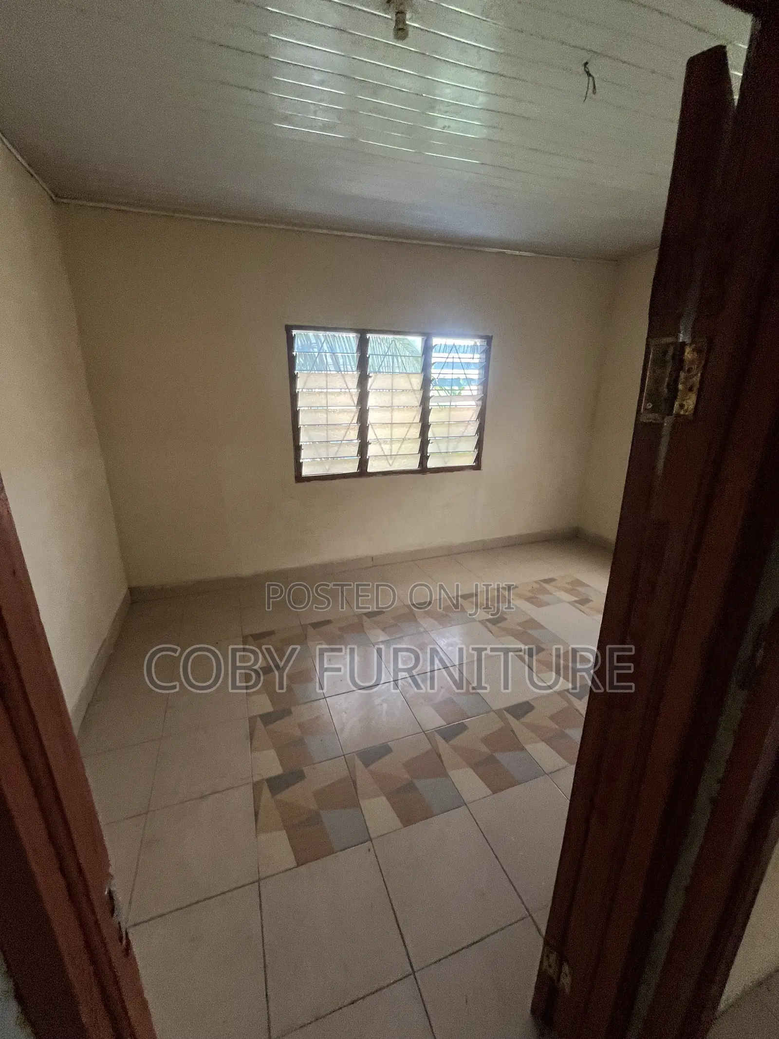 2bdrm Room & Parlour in Olebu for rent