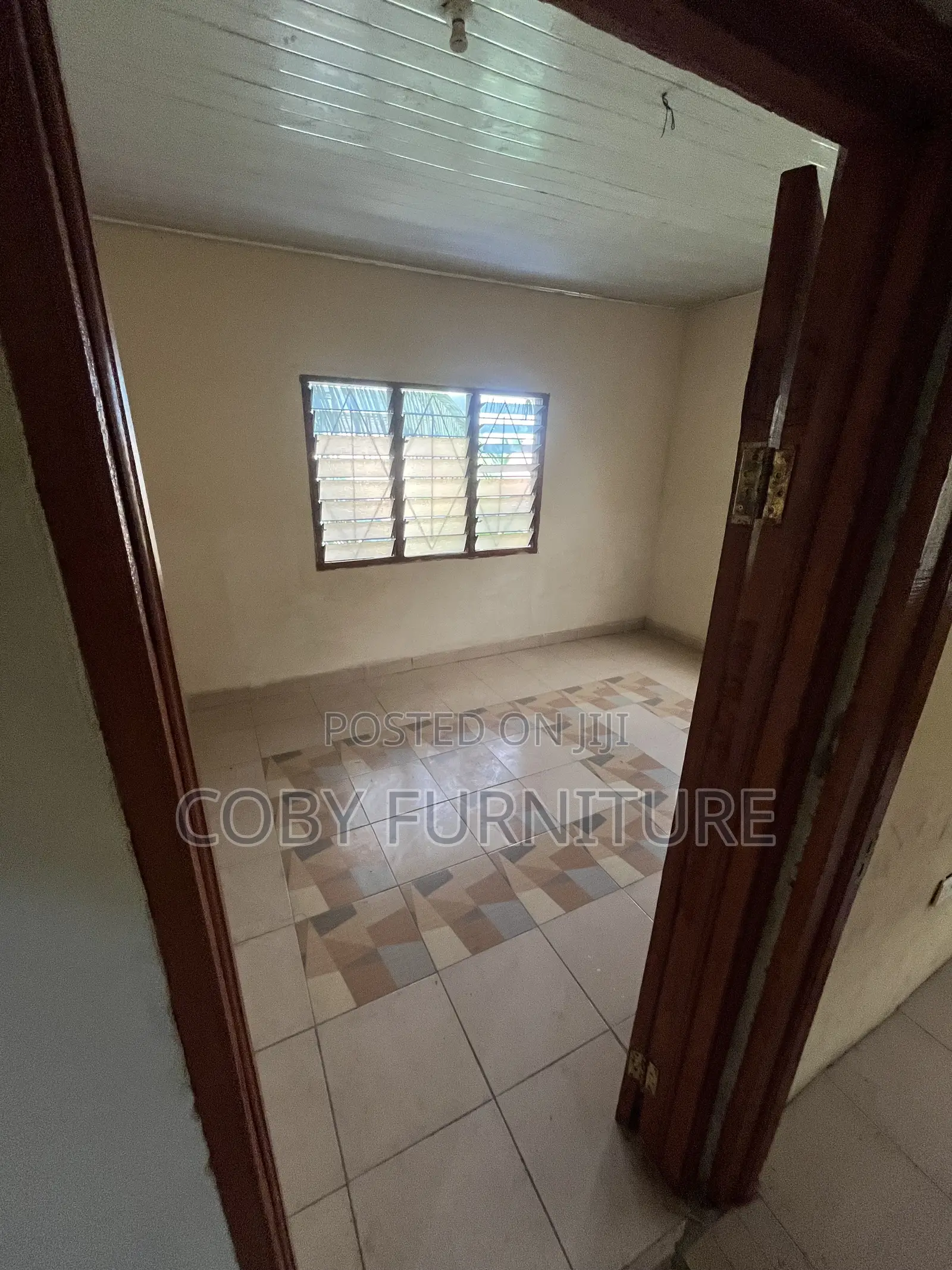 2bdrm Room & Parlour in Olebu for rent