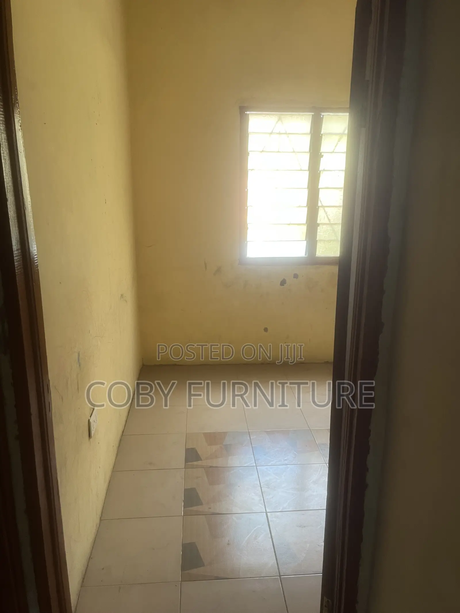 2bdrm Room & Parlour in Olebu for rent