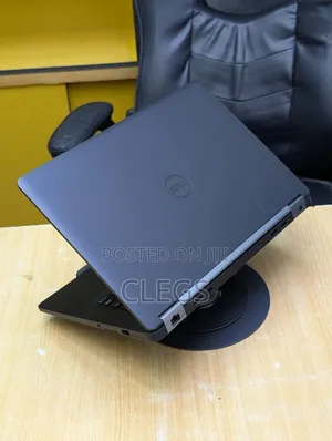 Laptop Dell Latitude 5480 8GB Intel Core i7 SSD 256GB