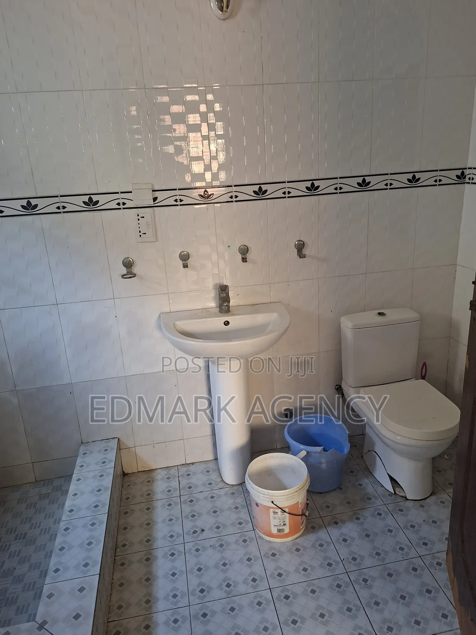 3bdrm House in Kwabenya for rent