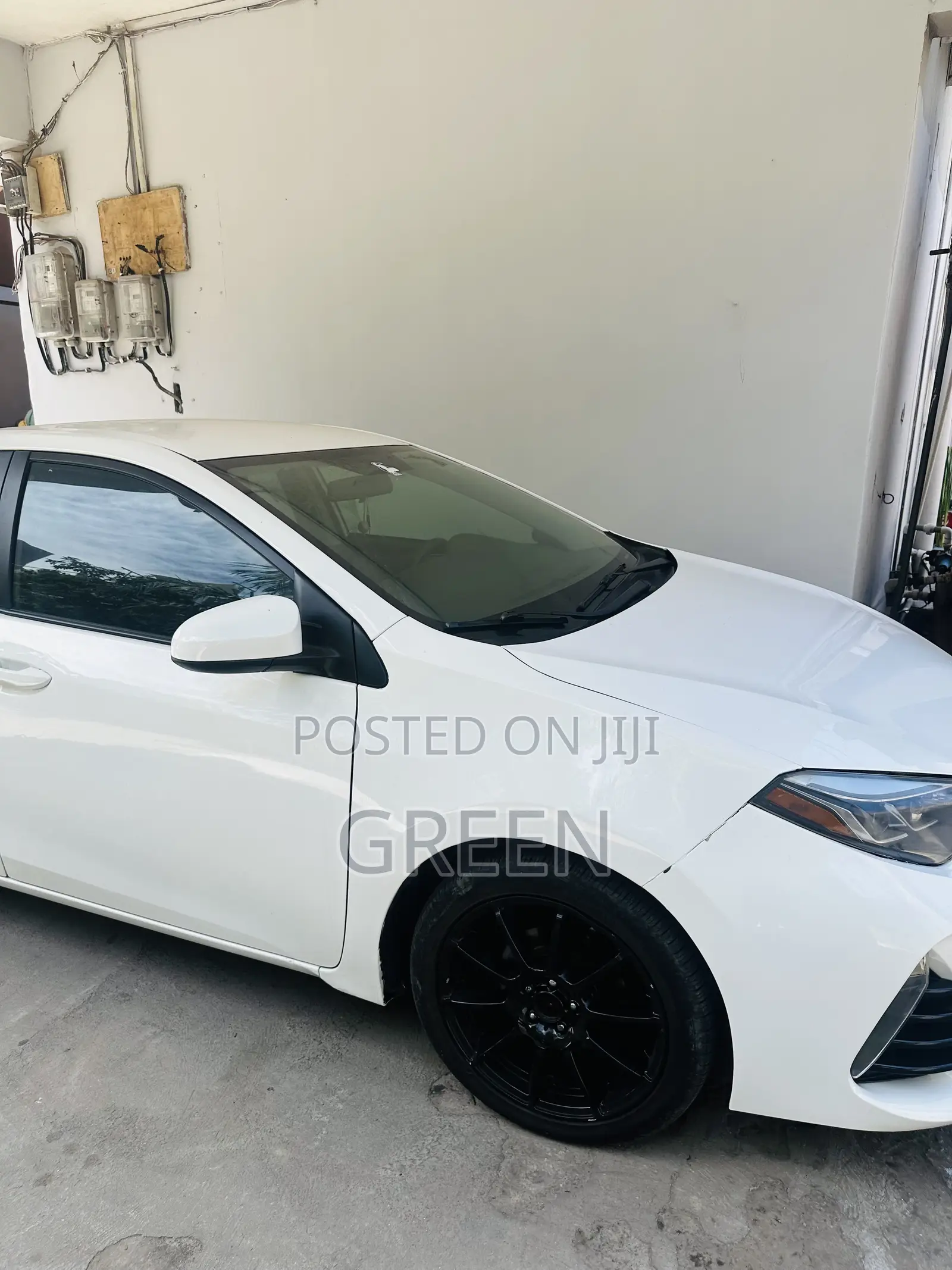 Toyota Corolla LE 4dr Sedan (1.8L 4cyl CVT) 2016 Green