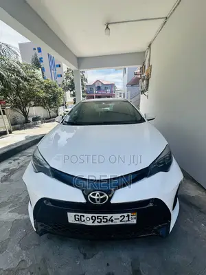 Toyota Corolla LE 4dr Sedan (1.8L 4cyl CVT) 2016 Green
