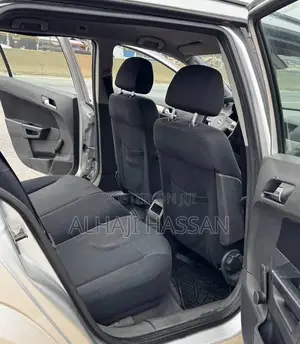 Opel Astra 1.6 Caravan 2008 Silver
