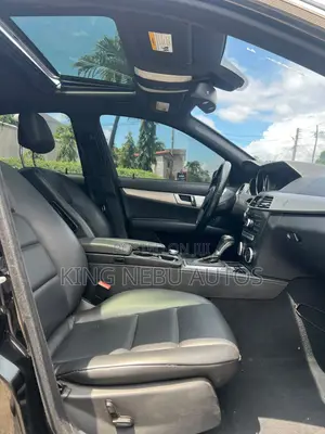 Mercedes-Benz C250 2014 Black
