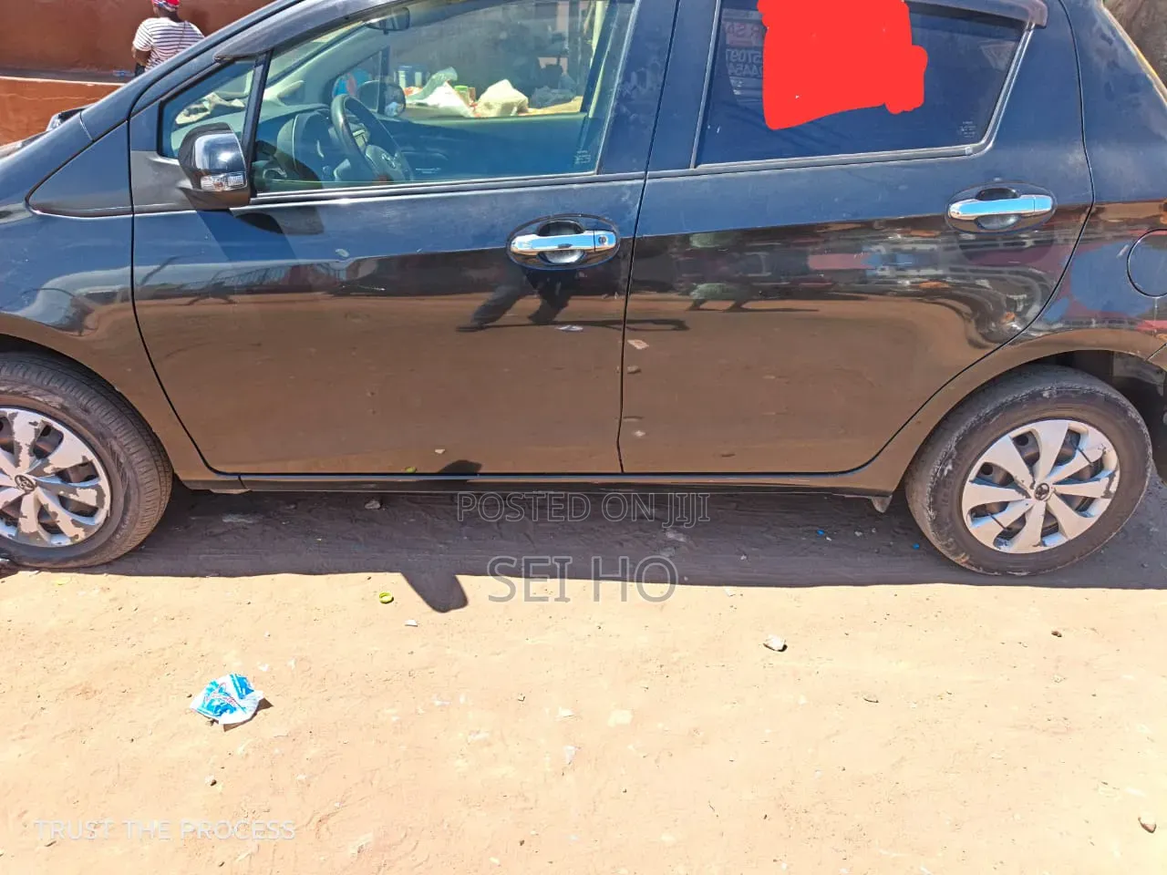 Toyota Vitz 1.3 FWD 3dr 2016 Black