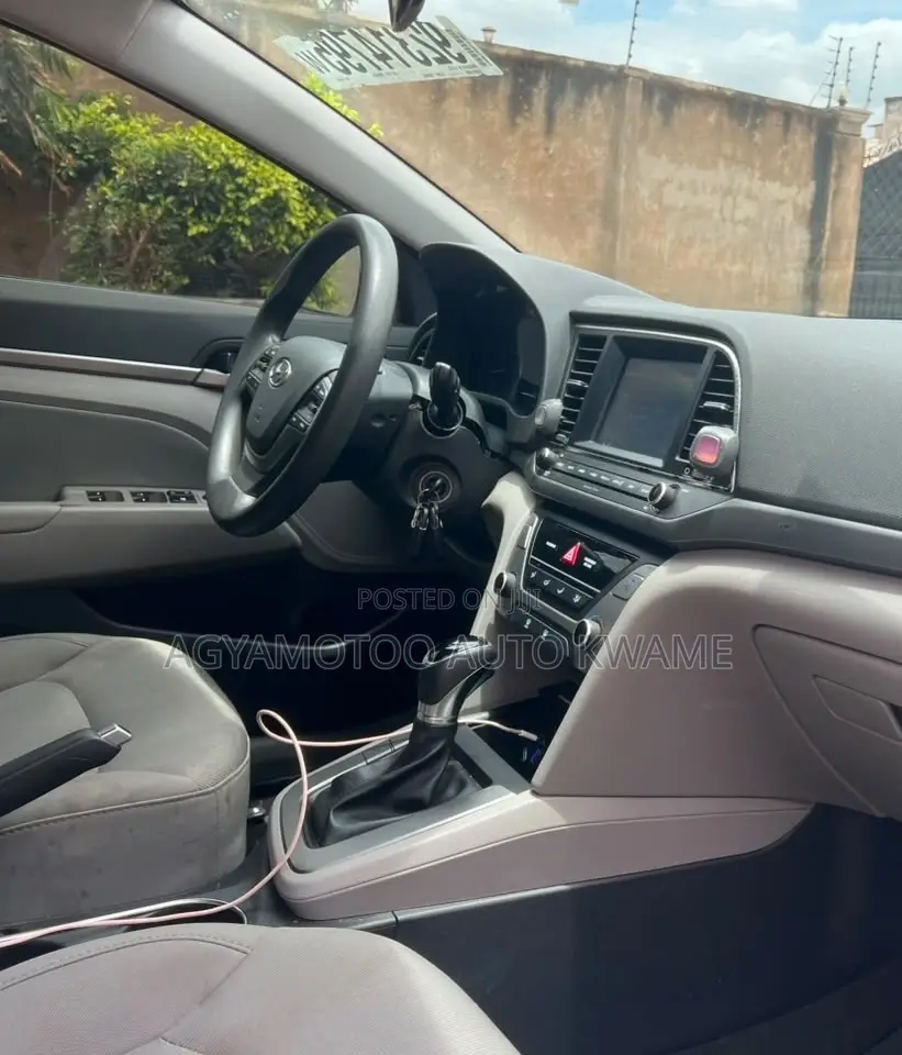 Hyundai Elantra ECO 2018 Off white