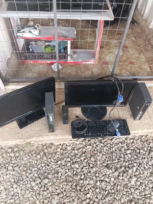 Desktop Computer Fujitsu Celsius H760 4GB Intel Core i3 HDD+SSD 256GB