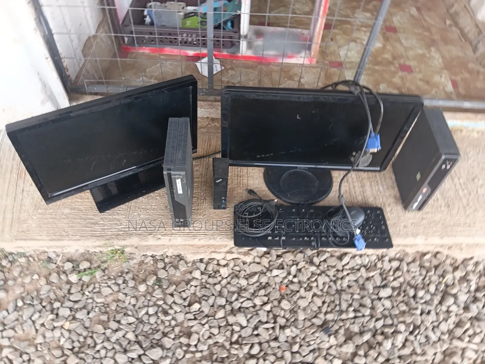 Desktop Computer Fujitsu Celsius H760 4GB Intel Core i3 HDD+SSD 256GB