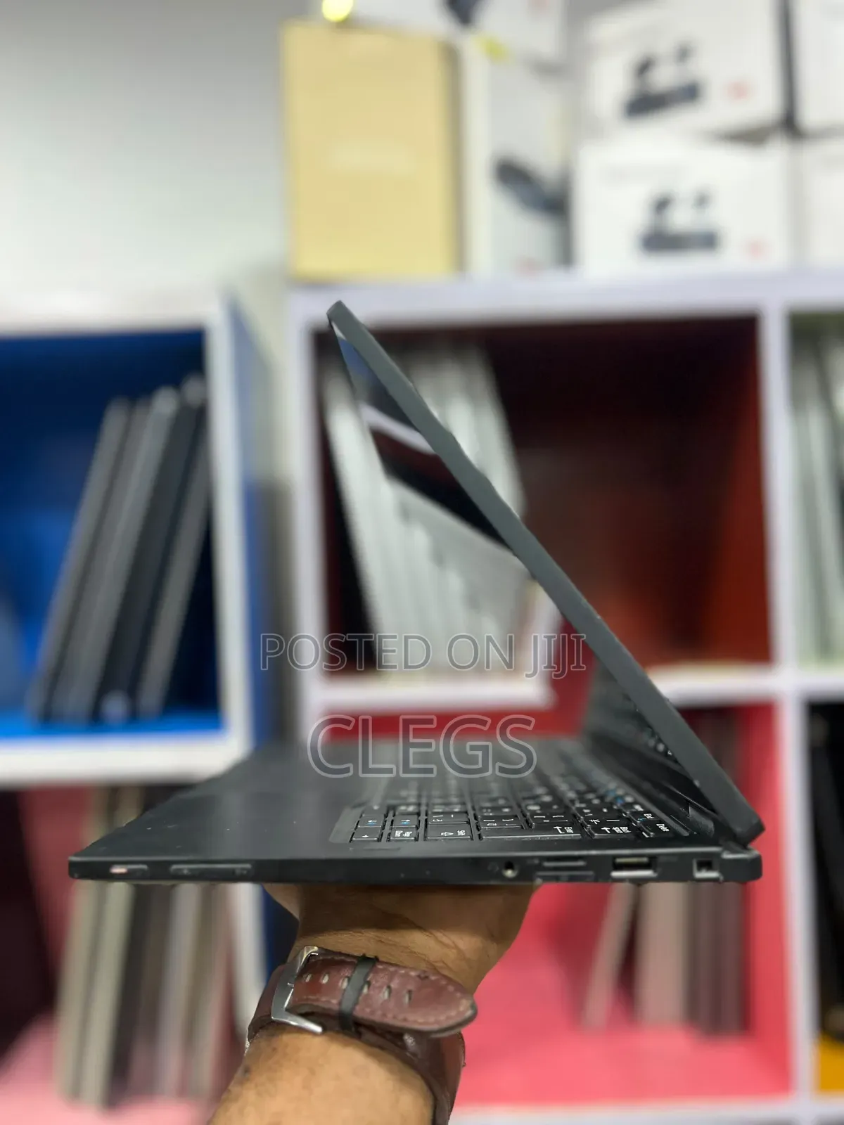 Laptop Dell Latitude 7390 2-in-1 8GB Intel Core i5 SSD 256GB