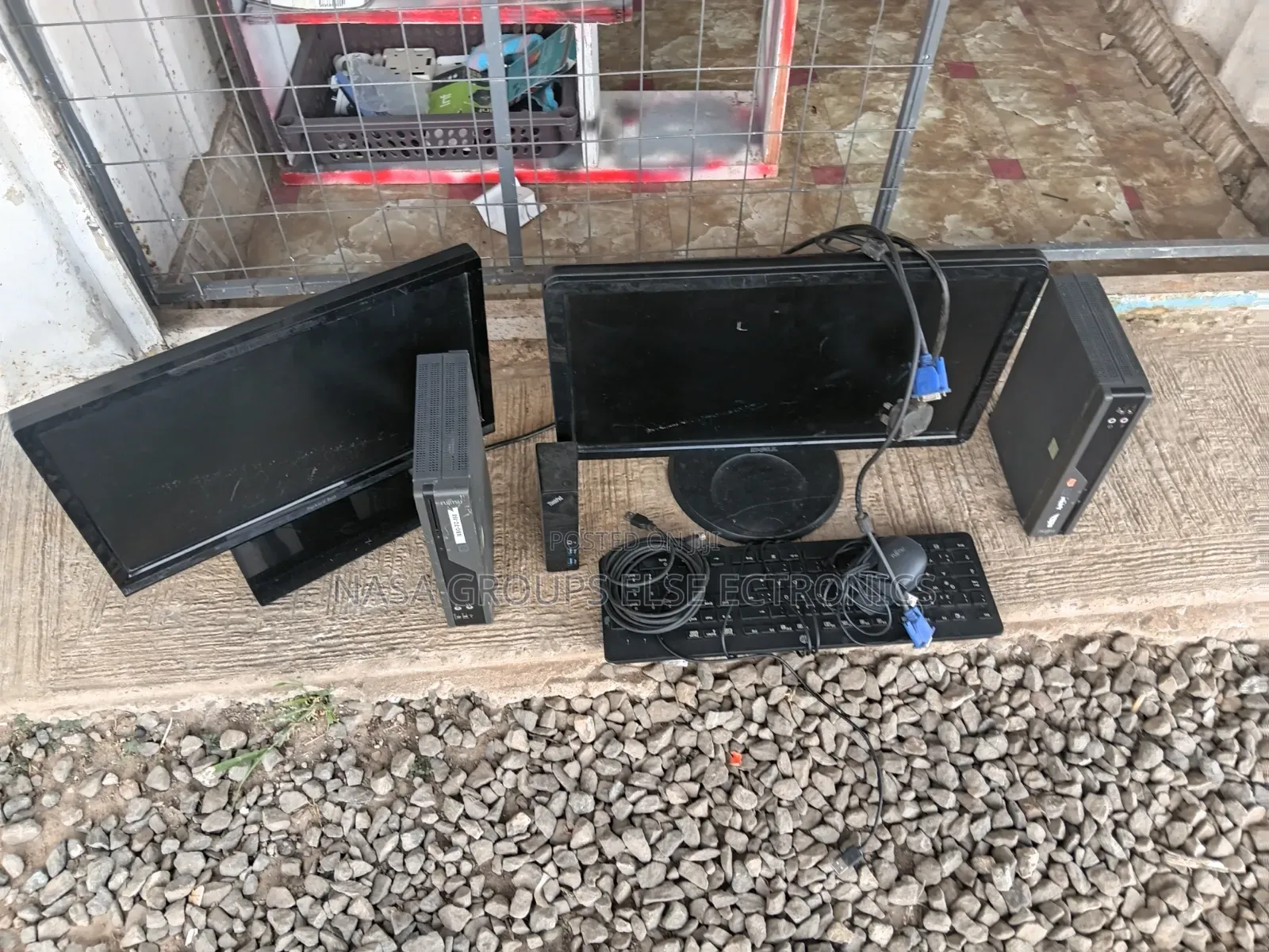 Desktop Computer Fujitsu Celsius H760 4GB Intel Core i3 HDD+SSD 256GB
