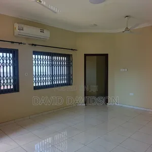 3bdrm Apartment in 3 Bedroom Apartment, Tema Metropolitan for rent