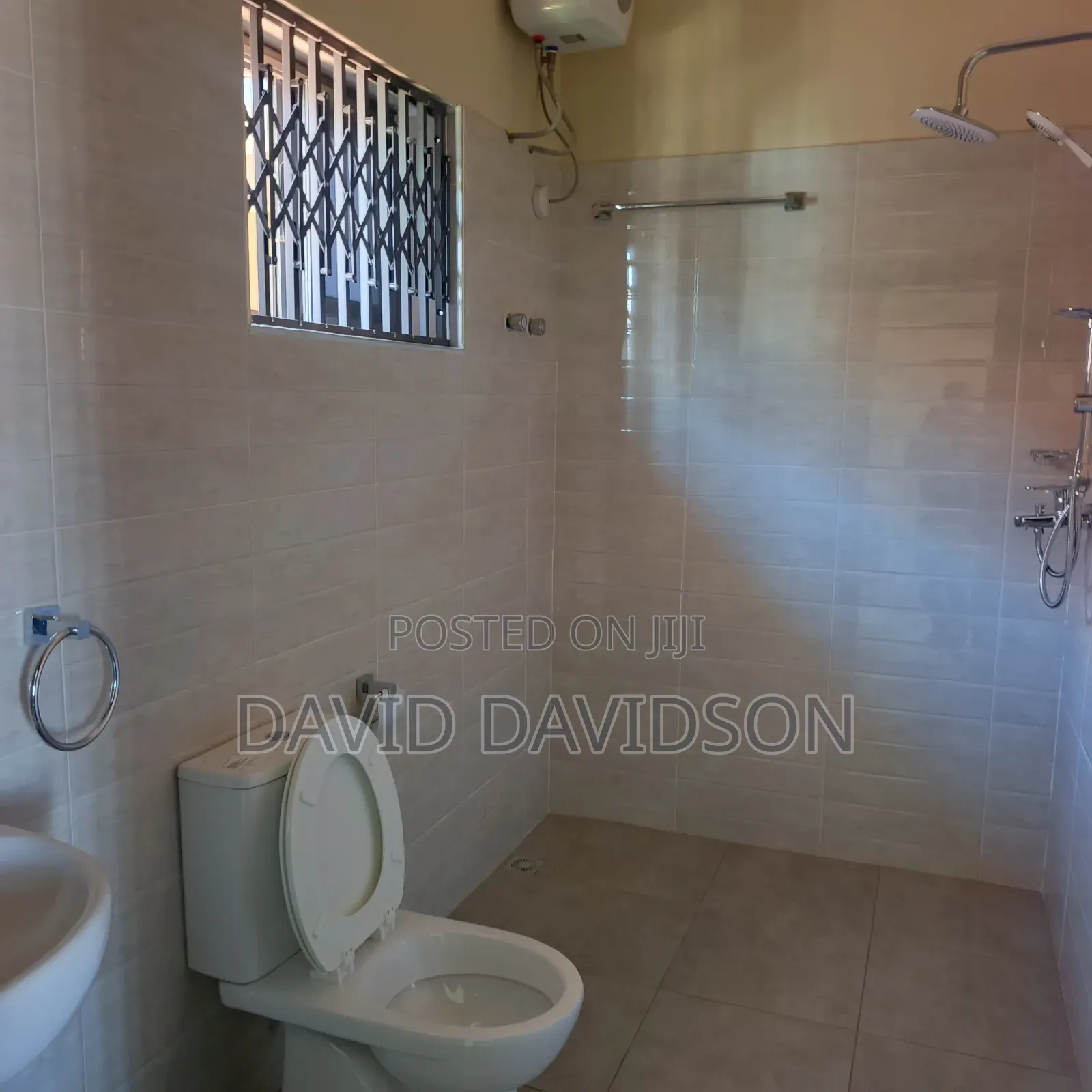 3bdrm Apartment in 3 Bedroom Apartment, Tema Metropolitan for rent