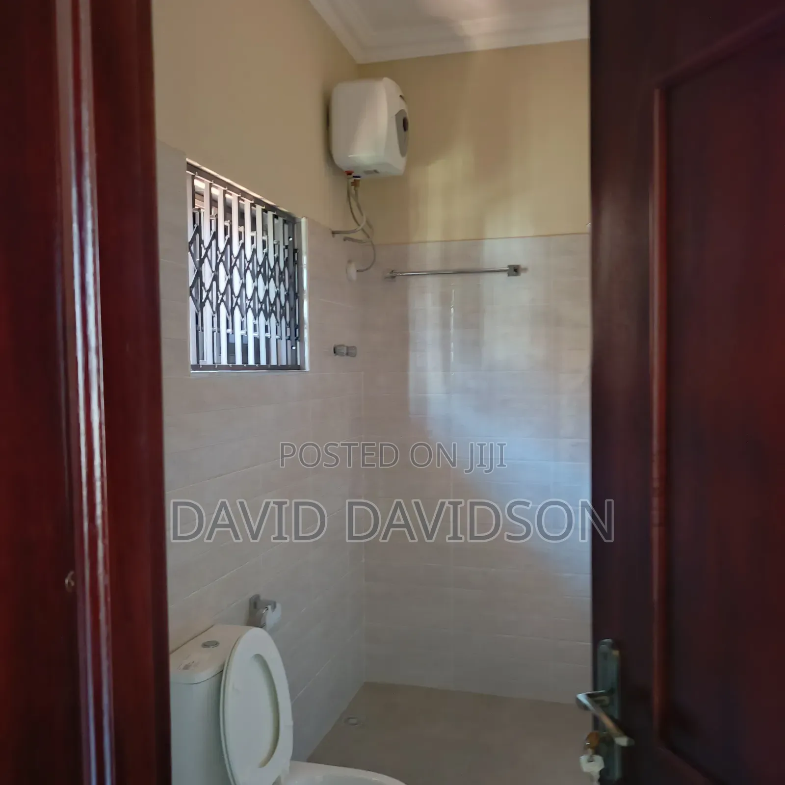 3bdrm Apartment in 3 Bedroom Apartment, Tema Metropolitan for rent