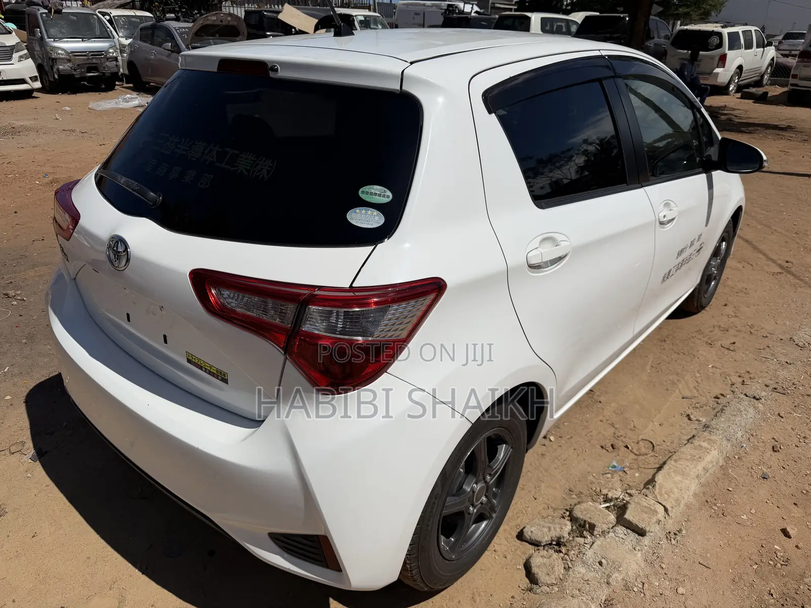 Toyota Vitz 1.3 FWD 5dr 2017 White