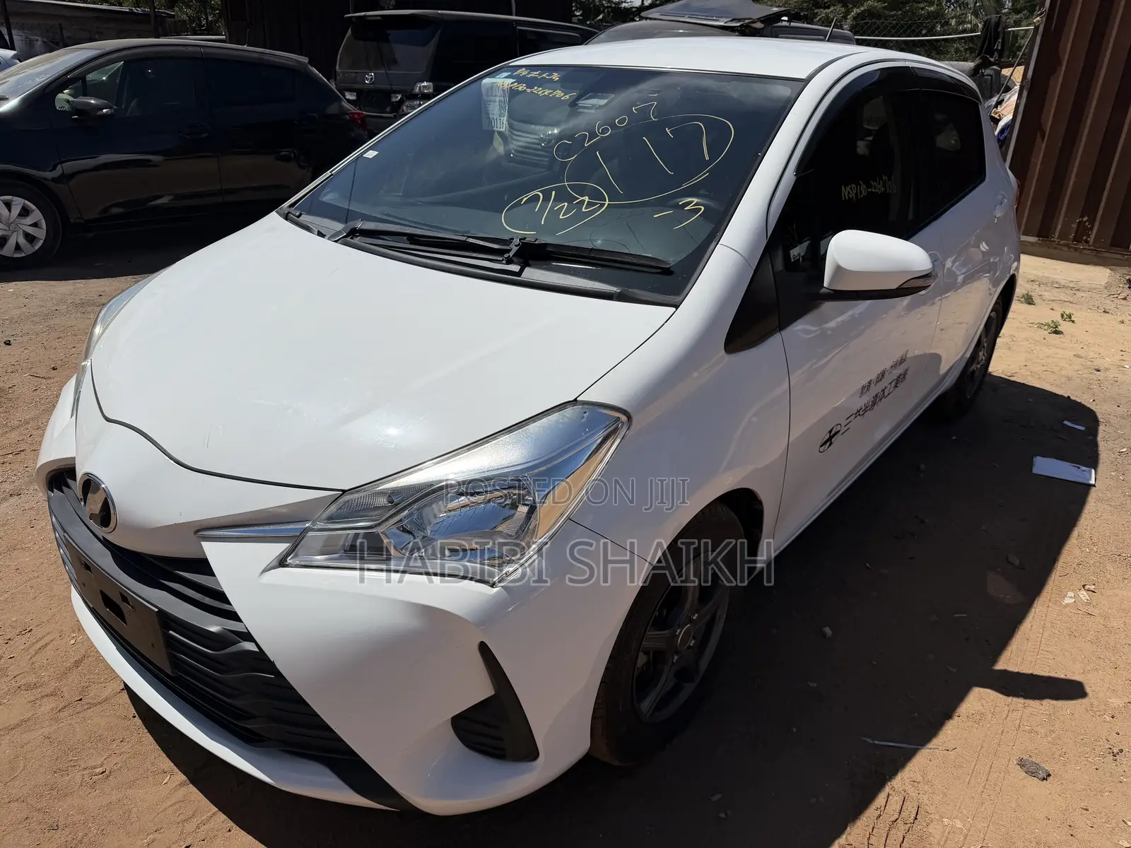 Toyota Vitz 1.3 FWD 5dr 2017 White